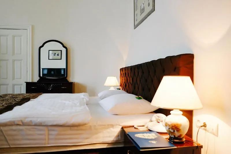 George Hotel Lviv 3*,